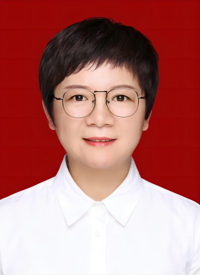 李英